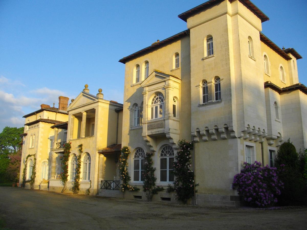 B&B Domaine de La Corbe Bournezeau Extérieur photo